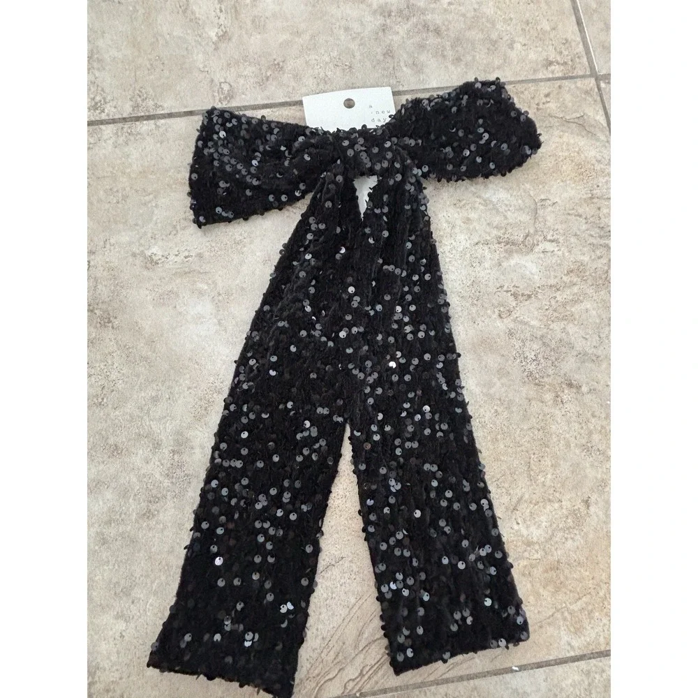 A New Day Bow Hair Clips Set of 2 Black Sequin Rhinestone Satin NWT Gift